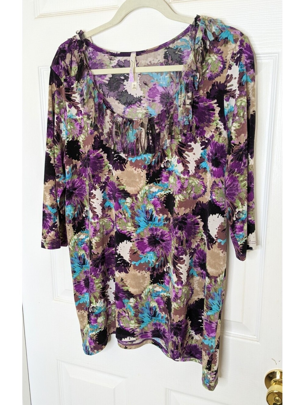 Harmony Fringed Neckline Women's Pullover Top Abstract Pattern Size Medium FUN
